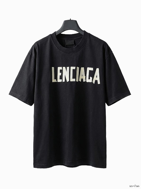 Balenciaga letter-style black T-shirt