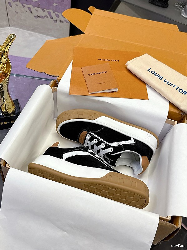 Black Low-top Louis Vuitton Black Suede Sneaker for Daily Rotation