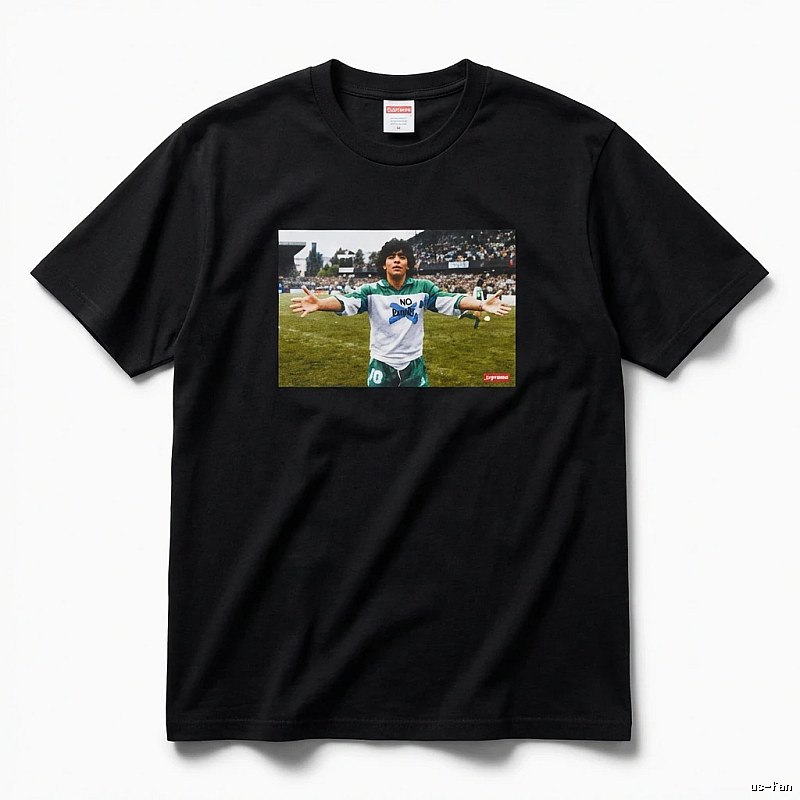 Supreme Maradona-style black T-shirt