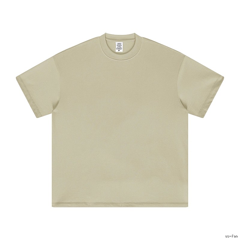 Travel Plain white T-shirt Minimal White Short with Modern Look